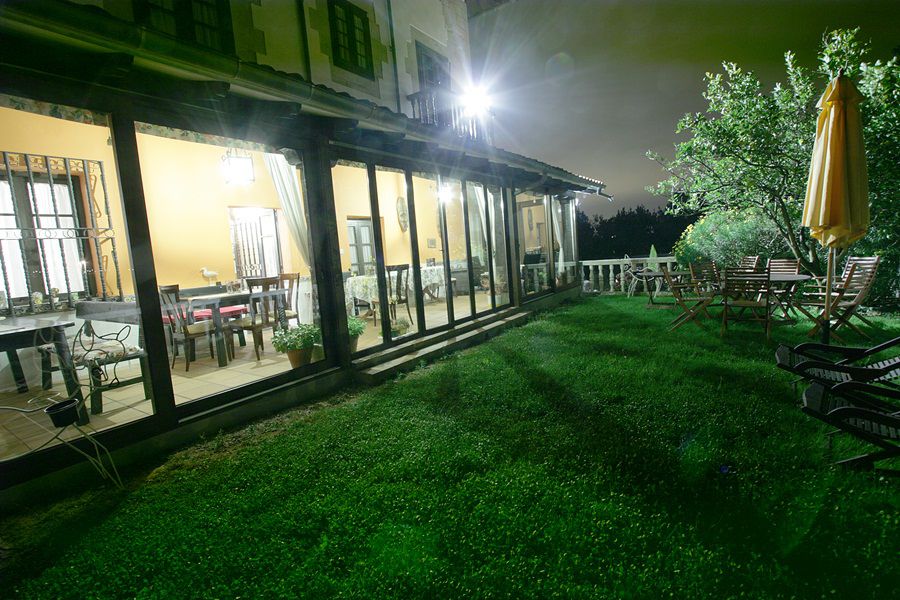 Hotel Palacio La Casona De Cerrazo Exterior photo